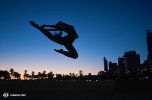 Siluetas en Australia. En la foto, la bailarina Stephanie Guo. (Foto de la bailarina Daniella Wollensak)